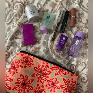 Clinique makeup kit